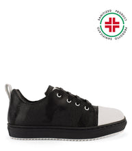 Load image into Gallery viewer, Black and white leather sneakers
