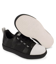 Load image into Gallery viewer, Black and white leather sneakers
