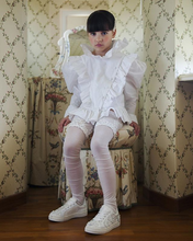 Load image into Gallery viewer, Low-Top Sneakers in White Calf Leather with Floral Accessories

