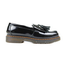 Load image into Gallery viewer, Chunky loafer in black shiny leather
