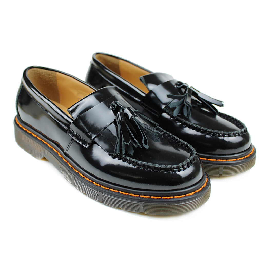 Chunky loafer in black shiny leather