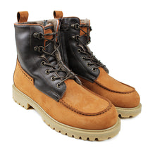Carica l&#39;immagine nel visualizzatore di Gallery, Mountain Boots in amber nubuk, dark brown leather details and warm lining
