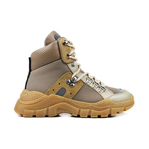 Chunky Sneaker in sand shades of leather and fabric