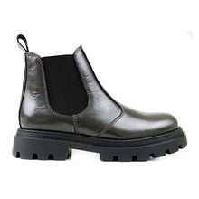 Load image into Gallery viewer, Chelsea Boots in dark grey shiny leather and rubber soles

