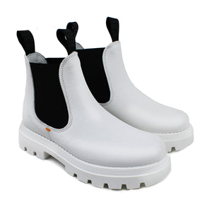 Full-white Chelsea boots in calf leather with chunky soles