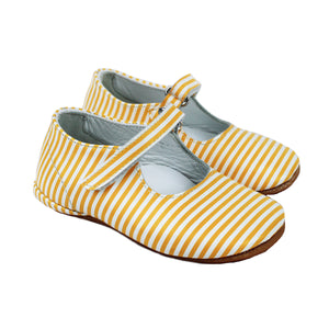 Slipon with yellow/white stripes and strap