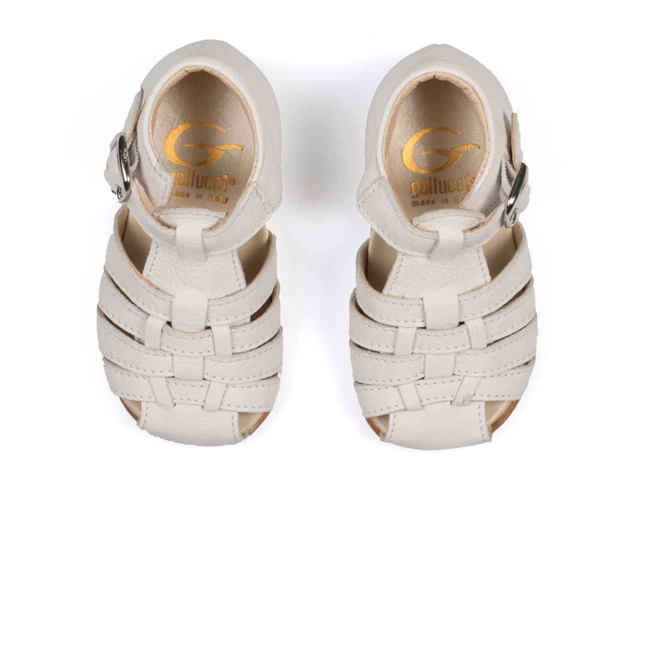 Sandals in light calf leather