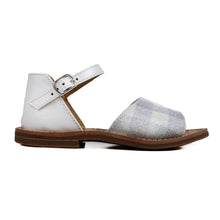 Load image into Gallery viewer, Toddler sandals in white leather with glitter print
