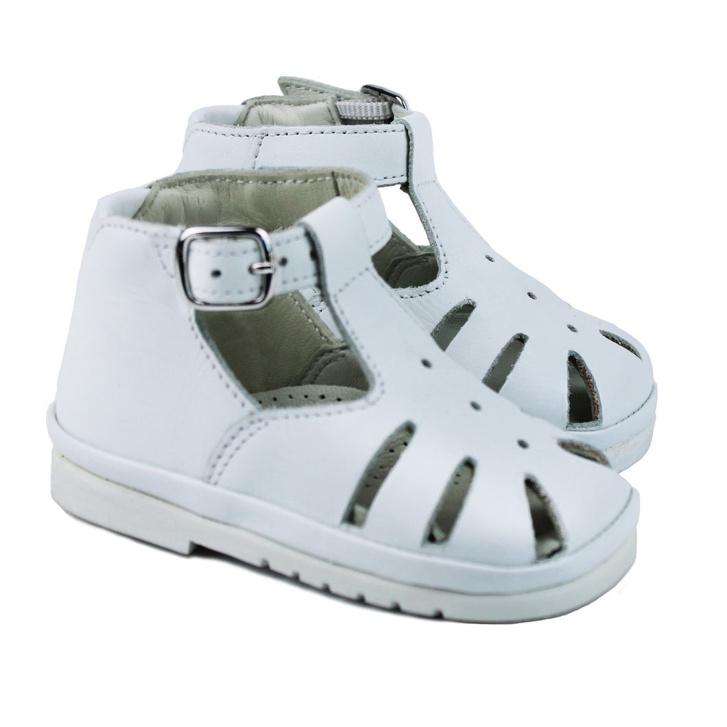 White toddler sandals with rubber sole