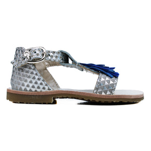 Toddler sandals in silver with blue fringes on the top