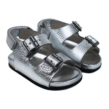 Load image into Gallery viewer, Toddler Double strap sandals in silver leather with ergonomic footbed
