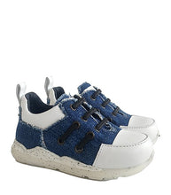 Load image into Gallery viewer, Toodler Running in Denim and White Leather

